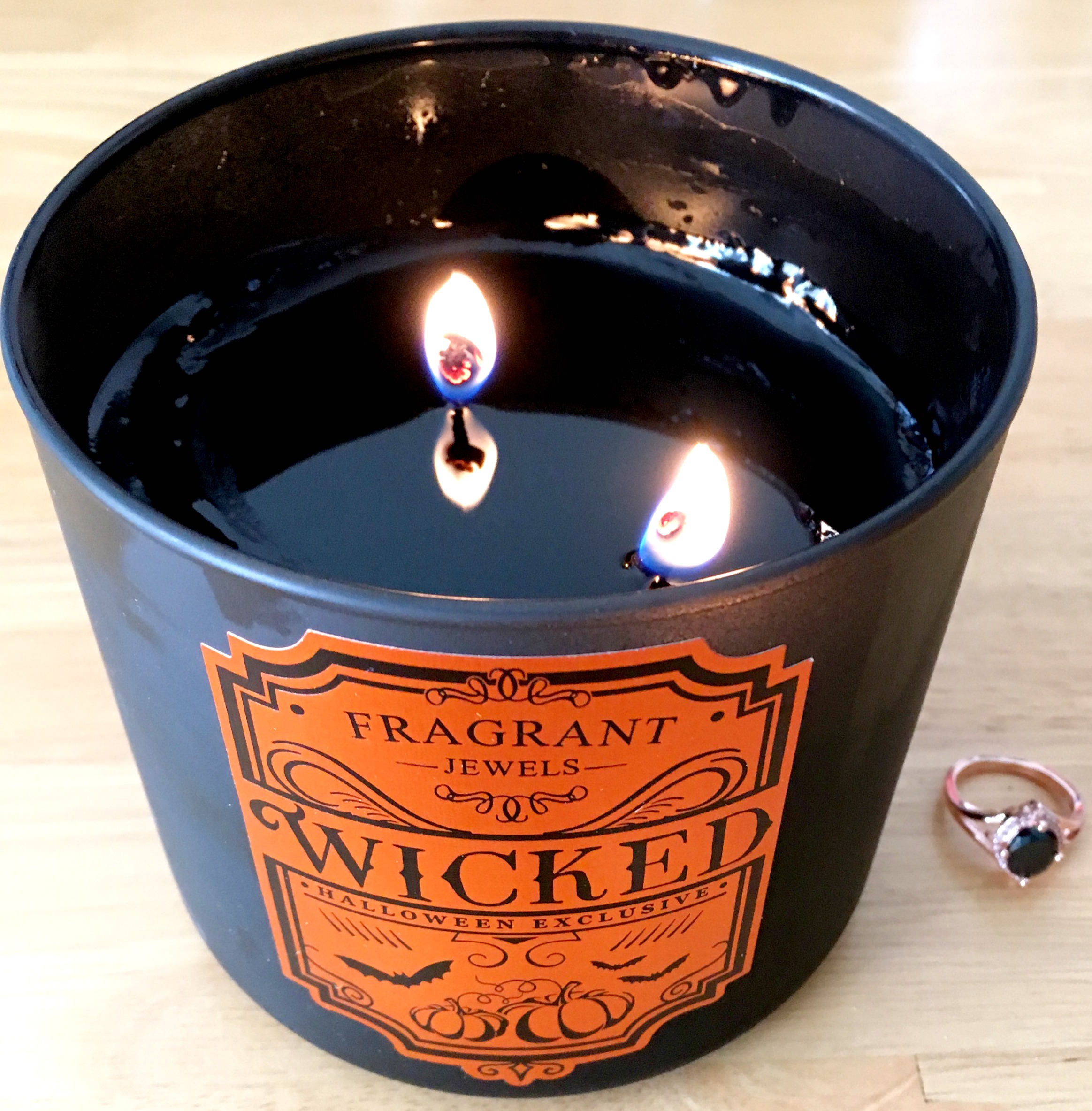 fragrant-jewels-wicked-candle